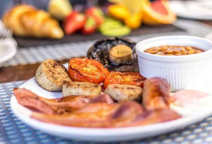 ホテル The Top House Inn