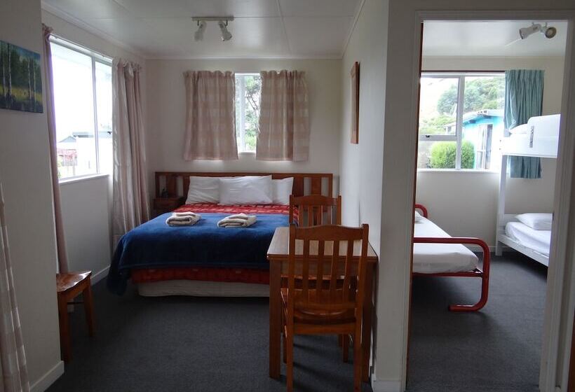 酒店 Picton S Waikawa Bay Holiday Park