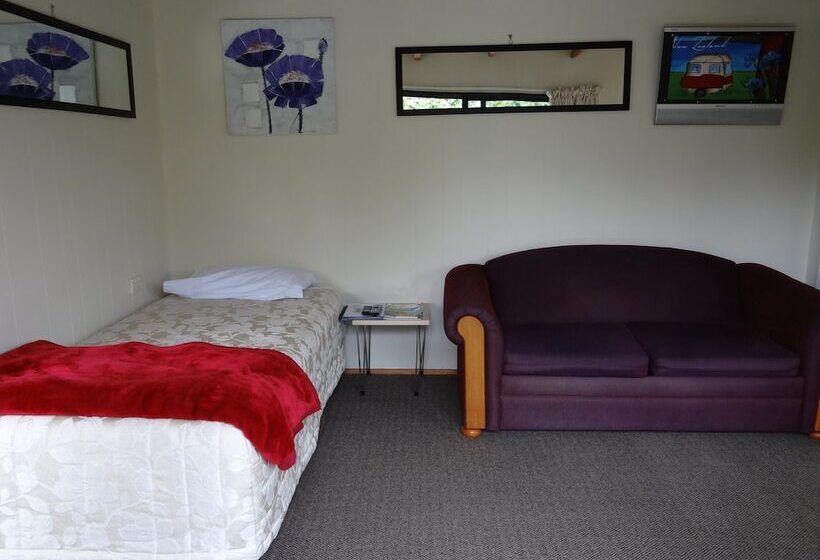 酒店 Picton S Waikawa Bay Holiday Park