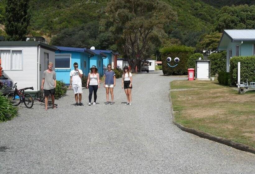 酒店 Picton S Waikawa Bay Holiday Park