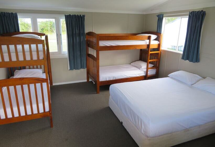 בית מלון כפרי Whanganui Seaside Holiday Park