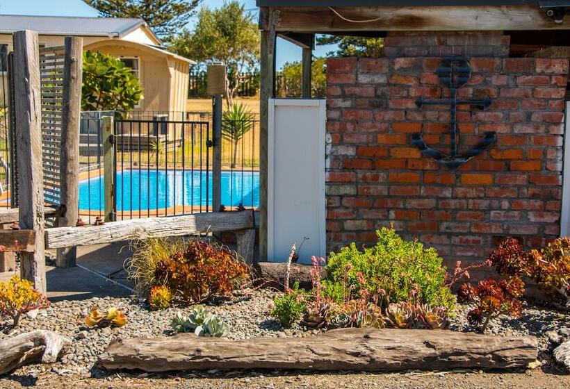 בית מלון כפרי Whanganui Seaside Holiday Park