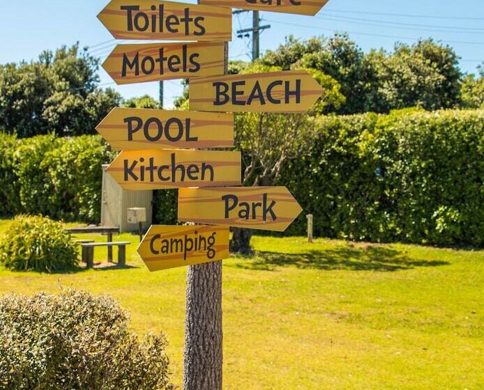 בית מלון כפרי Whanganui Seaside Holiday Park