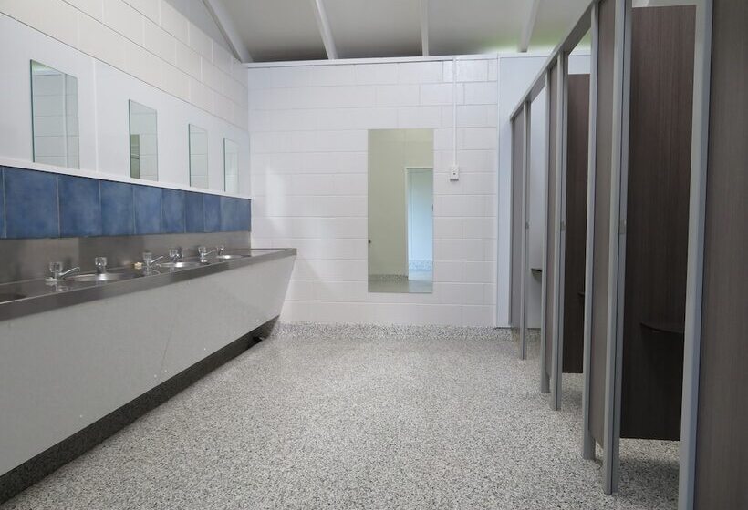 בית מלון כפרי Whanganui Seaside Holiday Park