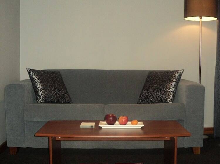 Koutu Beach Bed And Breakfast