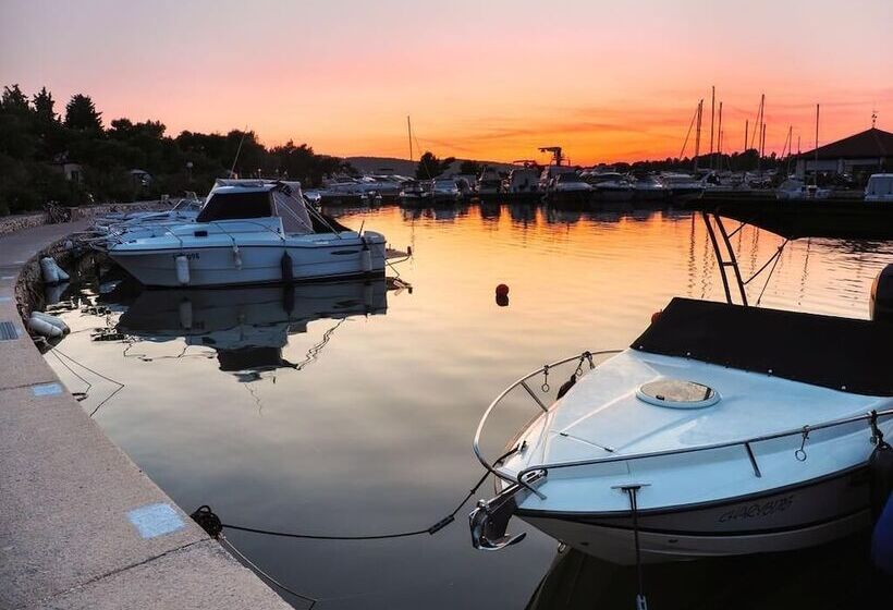 Mediteran Travel Mobile Homes Solaris