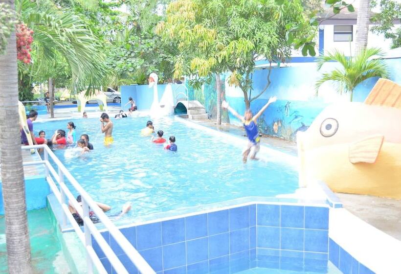 Morongstar Hotel And Resort