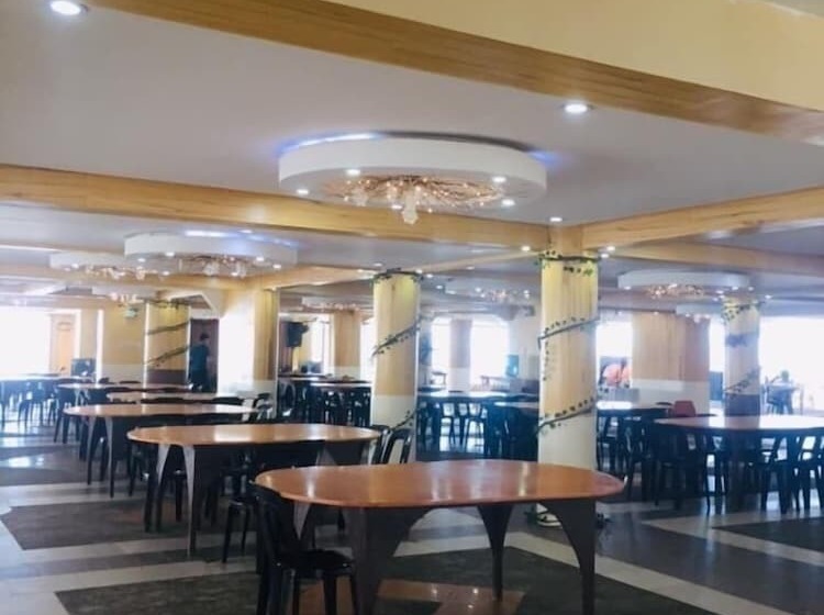 Morongstar Hotel And Resort