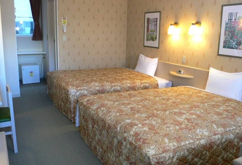 فندق على الطريق Family Lodge Hatagoya Nirasaki