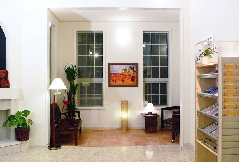 فندق على الطريق Family Lodge Hatagoya Nirasaki