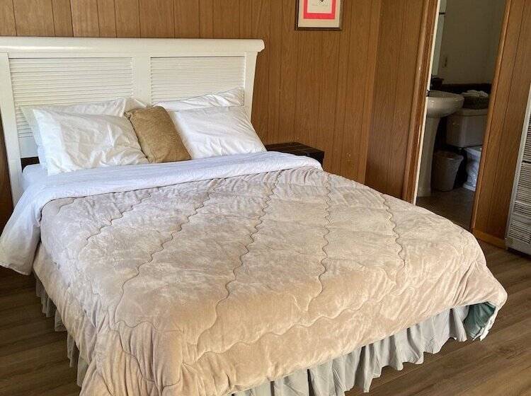 Mountain View Cabins