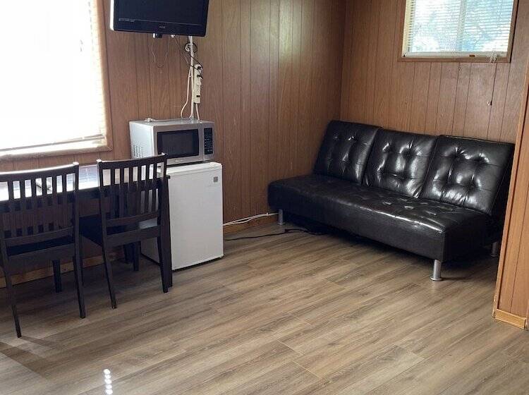 Mountain View Cabins