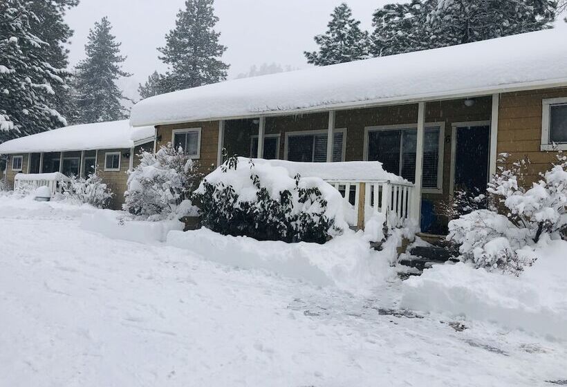 Mountain View Cabins