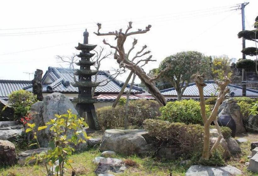 پانسیون Easy Hostel