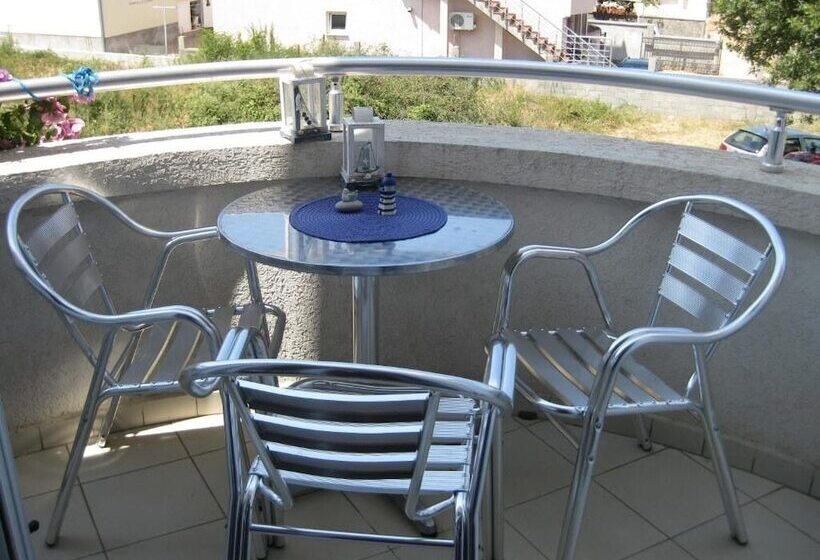 پانسیون Guest House Villa Alea