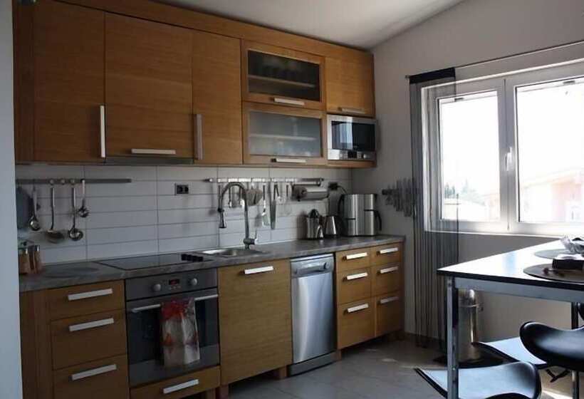 پانسیون Guest House Villa Alea