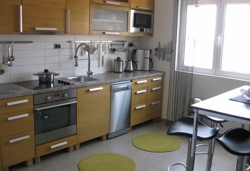 پانسیون Guest House Villa Alea