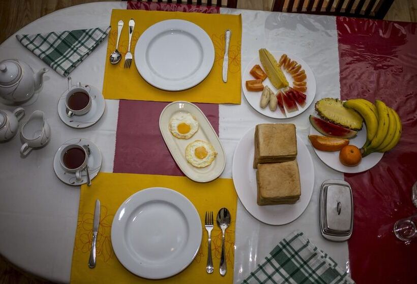 Пансион Kandy Eco Paradise