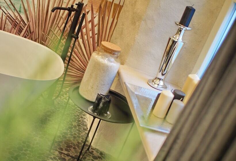 بنسيون La Vita E Bella Iv