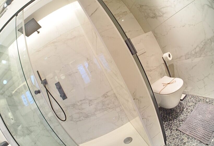 بنسيون La Vita E Bella Iv