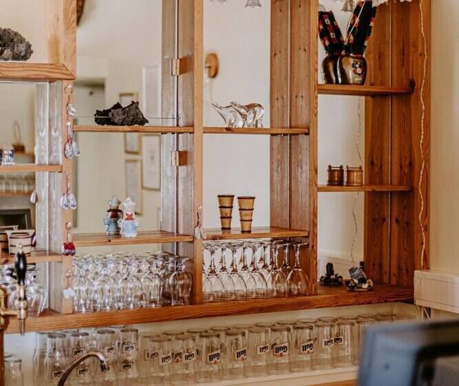 پانسیون Narfastadir Guesthouse