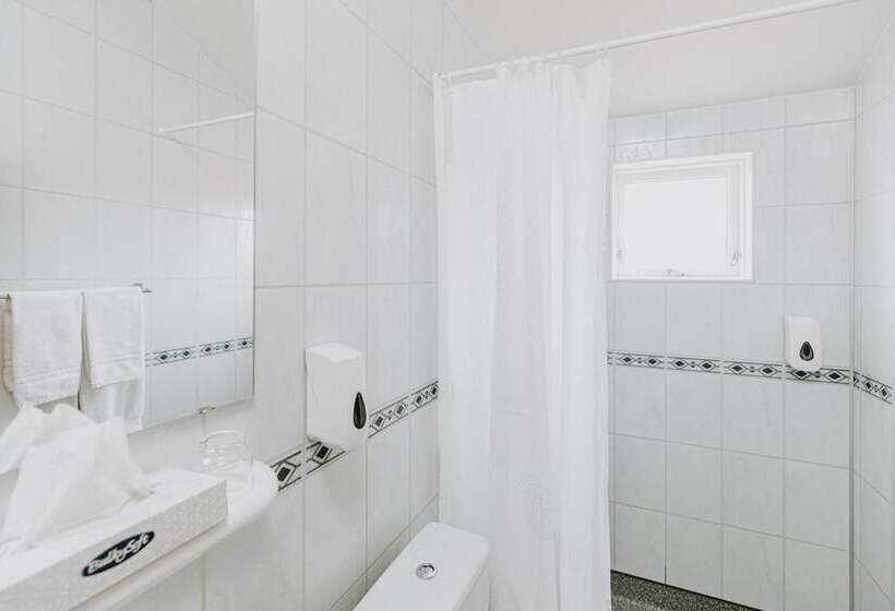 پانسیون Narfastadir Guesthouse