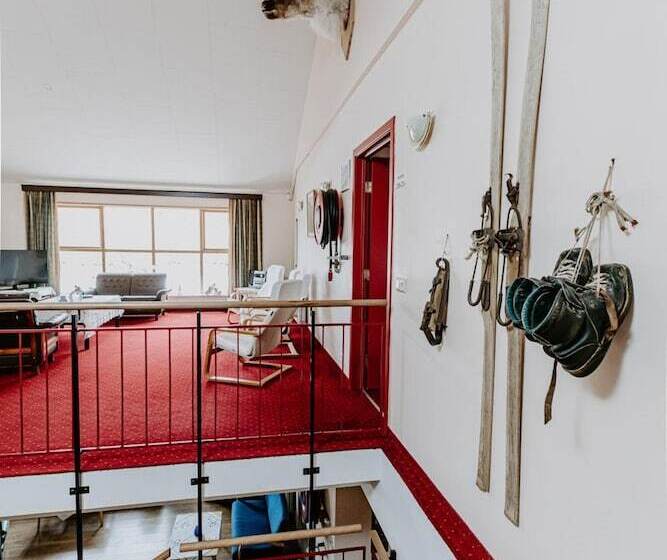 پانسیون Narfastadir Guesthouse