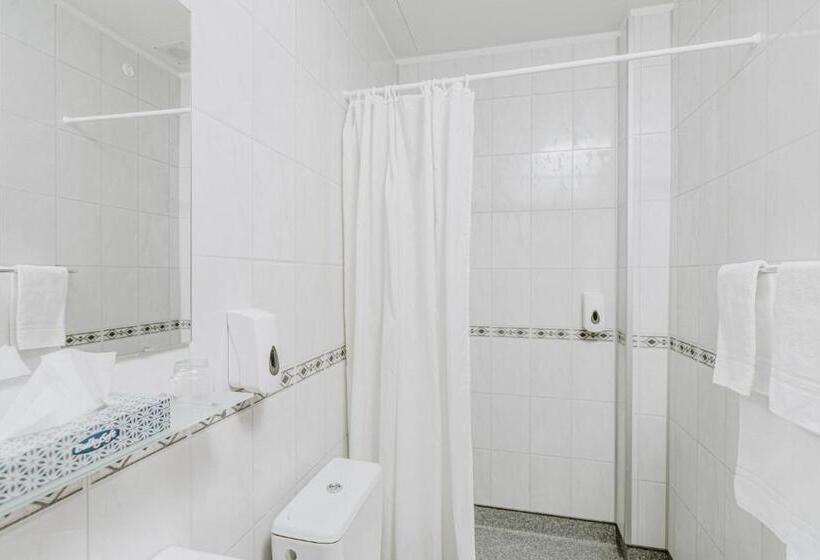 پانسیون Narfastadir Guesthouse