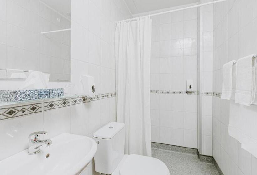 پانسیون Narfastadir Guesthouse