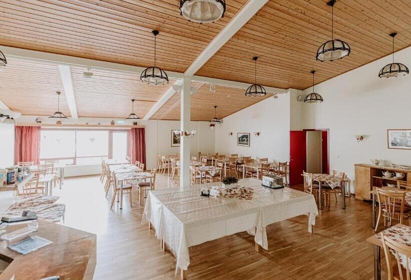 پانسیون Narfastadir Guesthouse