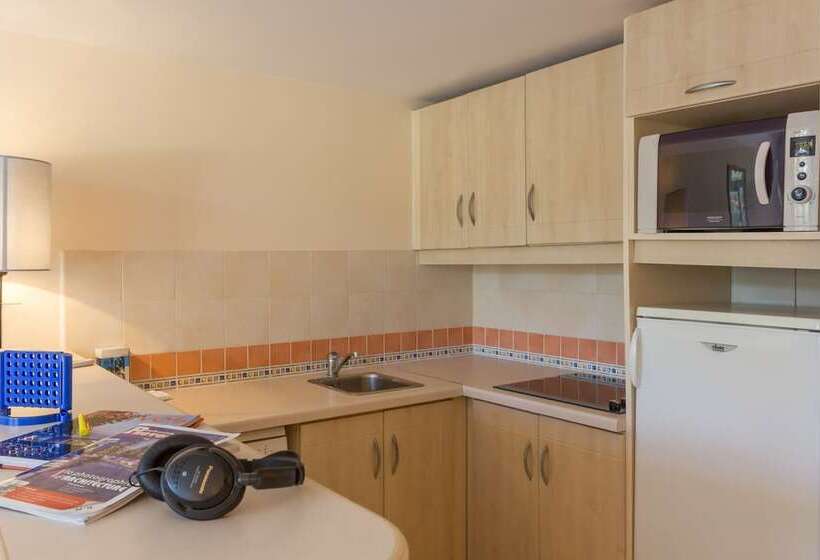 P&v Residence Saint Laurent Du Var