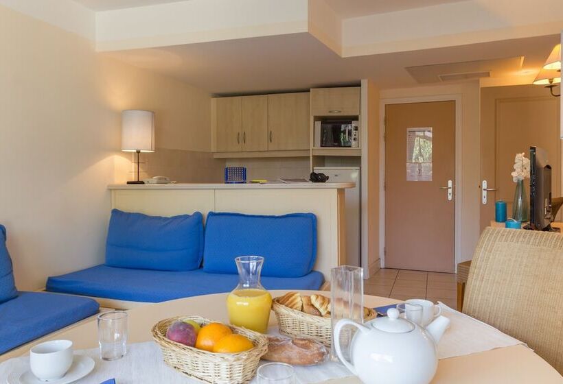 P&v Residence Saint Laurent Du Var