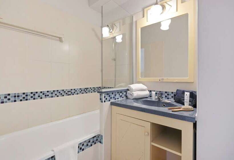 P&v Residence Saint Laurent Du Var