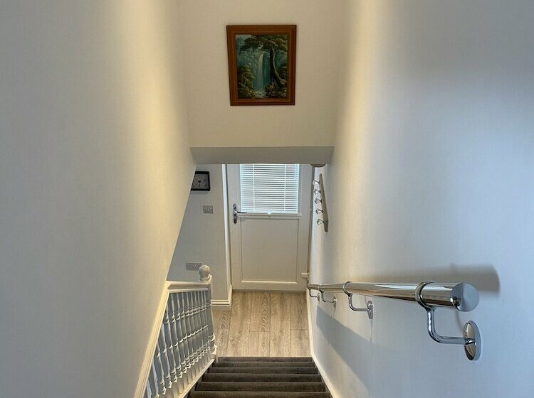 Remarkable 1bed Cottage In Mumbles Swansea