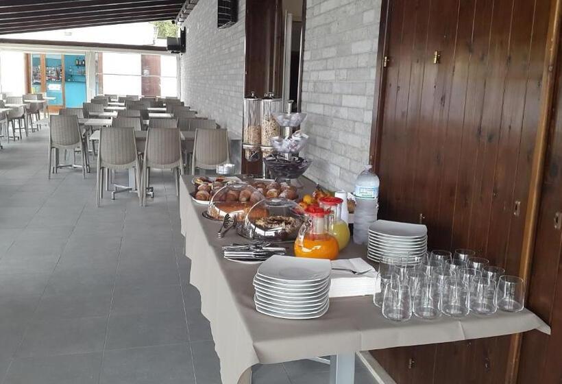استراحتگاه Cilento Dreams Village