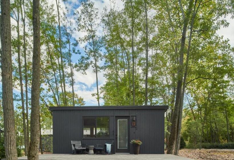 منتجع Hutton Brickyards Riverfront Hotel & Venue