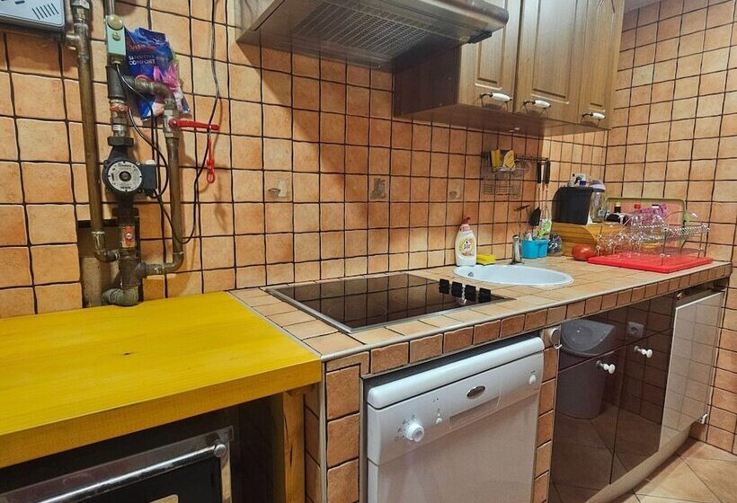 Secluded Cottage In Sveti Petar Mrežnički With Swimming Pool