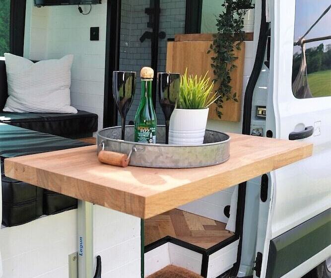 Superb 4 Berth Campervan With Kingsize Bed