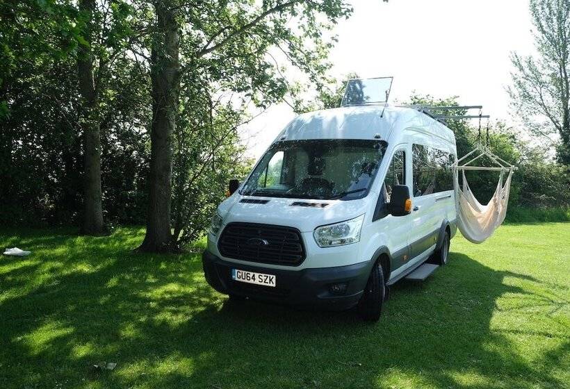 Superb 4 Berth Campervan With Kingsize Bed