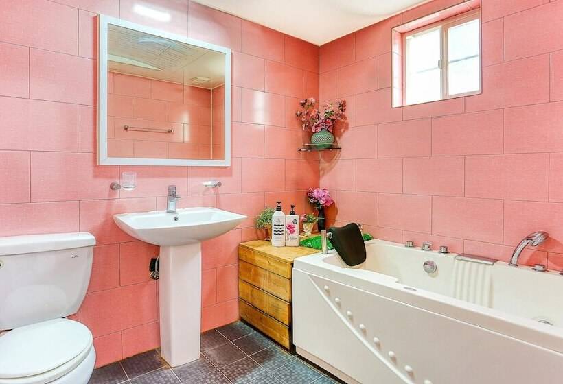 Youngheungdo Roma Spa Pension