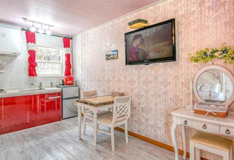 Youngheungdo Roma Spa Pension