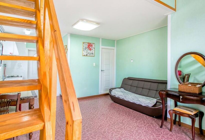 Youngheungdo Roma Spa Pension