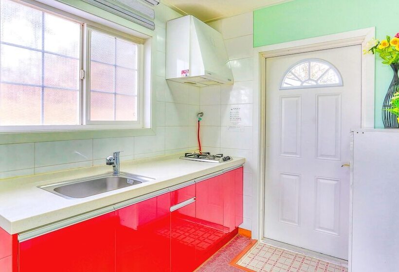 Youngheungdo Roma Spa Pension