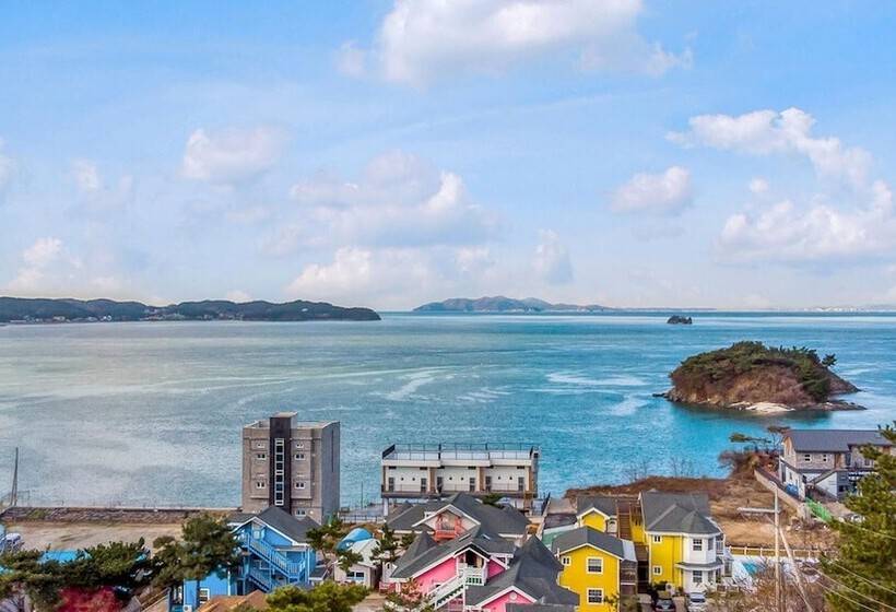 Youngheungdo Roma Spa Pension