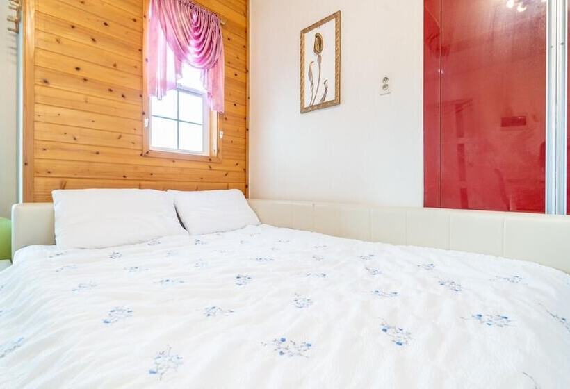 Youngheungdo Roma Spa Pension