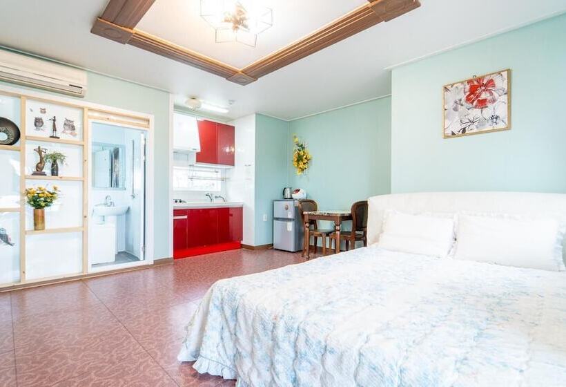 Youngheungdo Roma Spa Pension