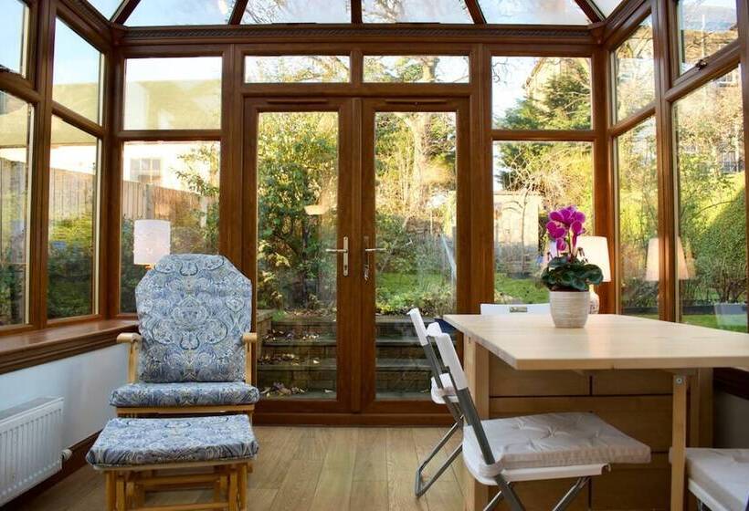 Cosy Home With Views Of Arthur S Seat