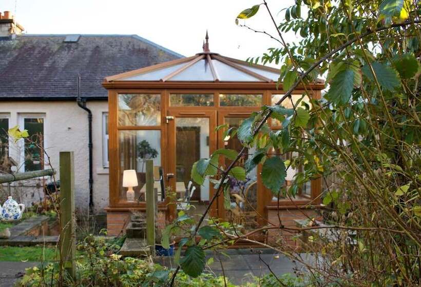 Cosy Home With Views Of Arthur S Seat