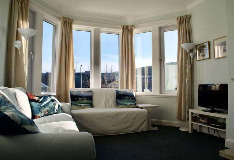 Cosy Home With Views Of Arthur S Seat