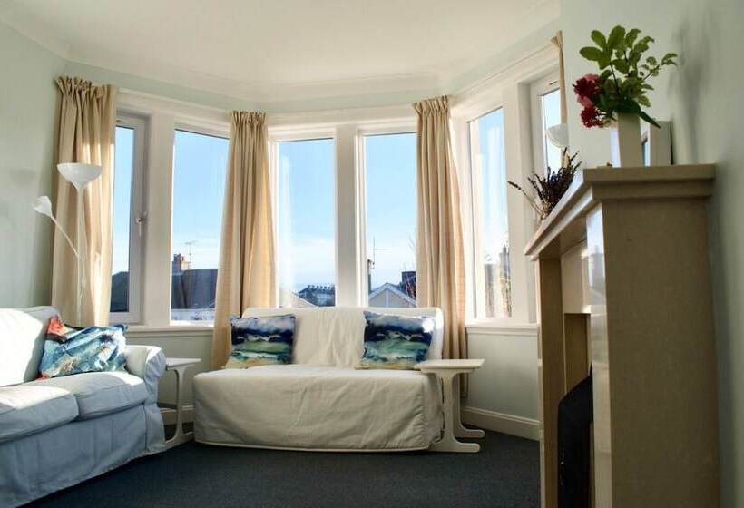 Cosy Home With Views Of Arthur S Seat